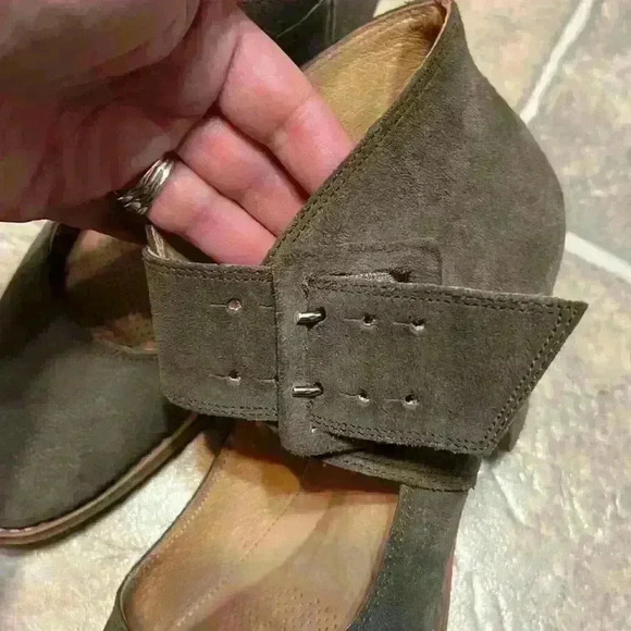 Corps Como size 8.5 heels - Picture 3 of 9